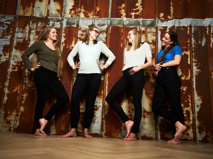 Pia Jellesen 19.04.10. Søskendefoto41425 Copy