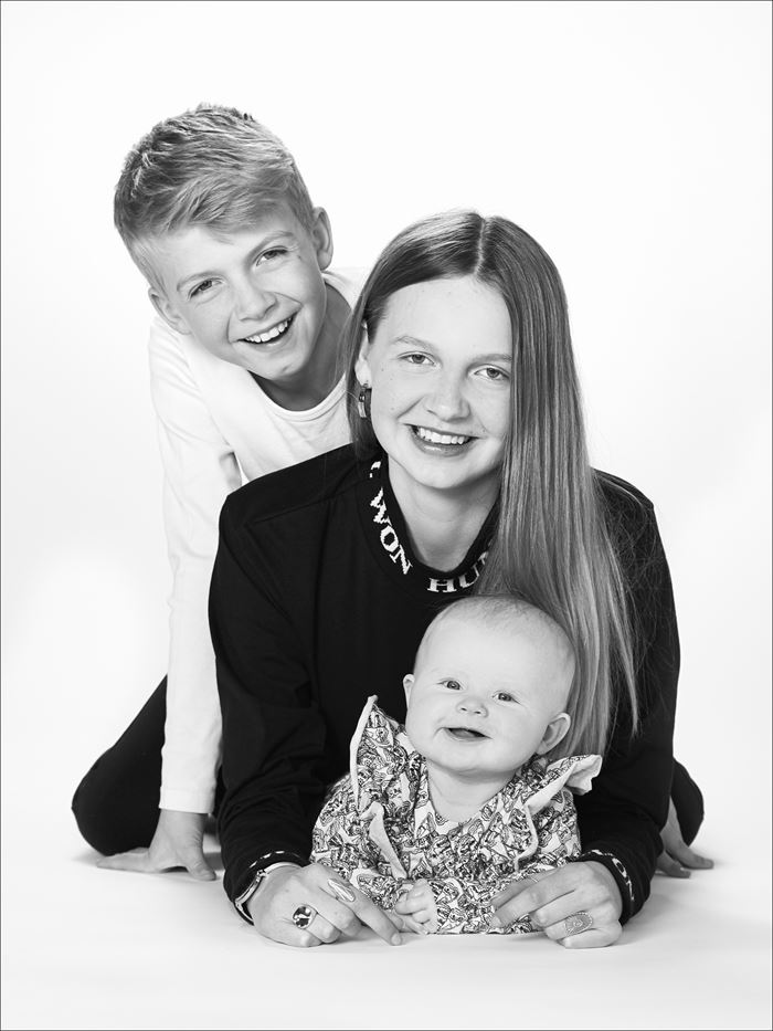 Ulrik Clausen 19.03.27. Børnfoto38674